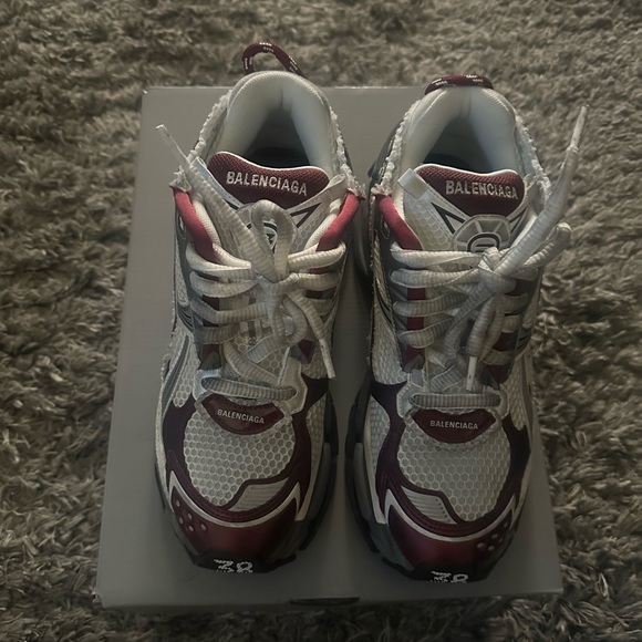 Balenciaga Runner Sneaker, Burgundy - Picture 2 of 11